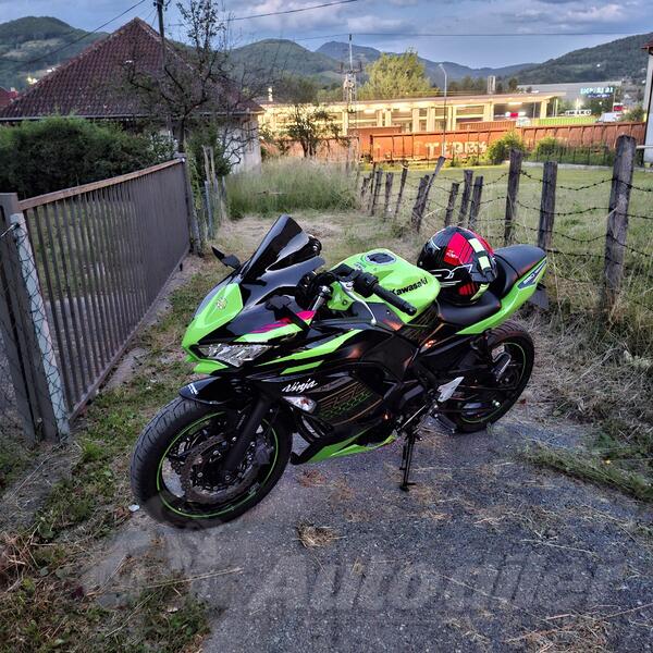Kawasaki - NINJA 650