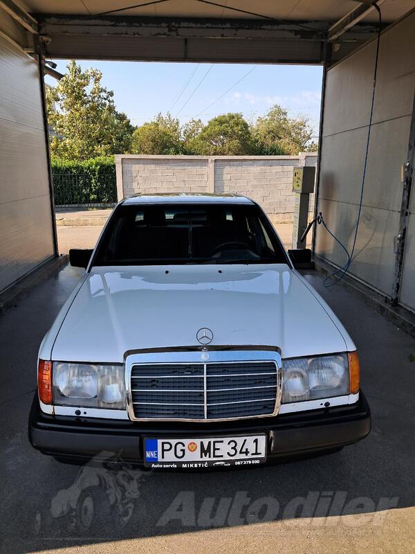 Mercedes Benz - E 300 - 300d