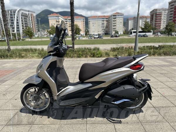 Piaggio - beverli