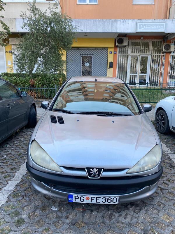Peugeot - 206 - 1.1 Benzin