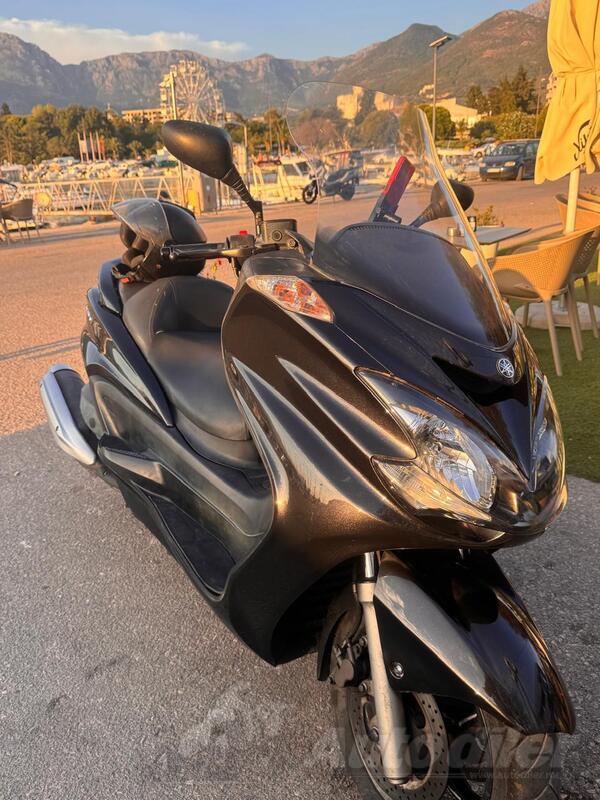 Yamaha - majesty