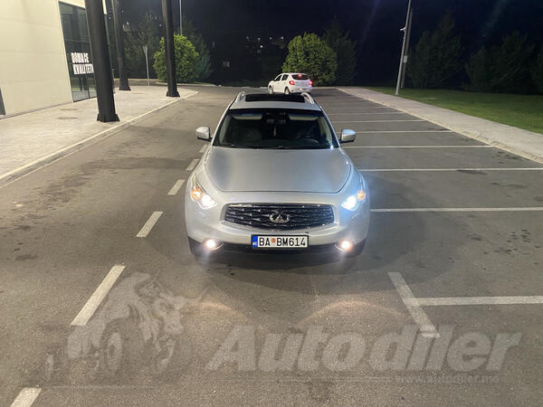 Infiniti - FX30 - 3.0d
