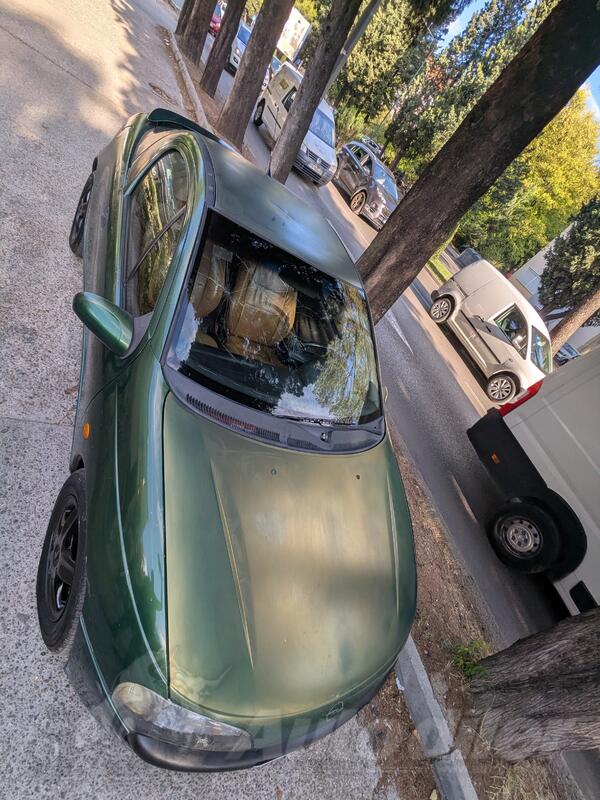 Opel - Tigra - LIMITED EDITION  (Rio Verde)  16 Valve
