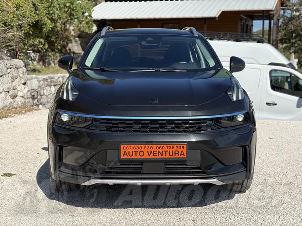 Lynk & co - 01 - 1.5//HYBRID-BENZIN//09.2021god