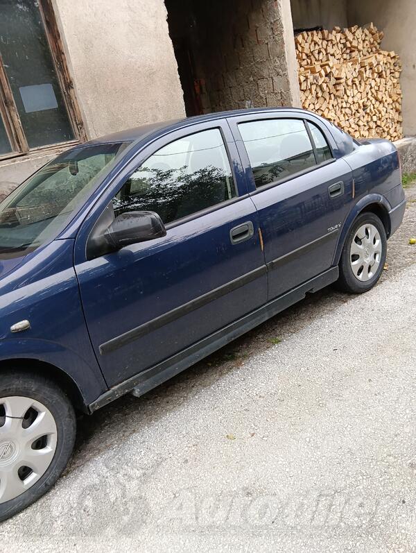 Opel - Astra - 1.6 16v 74kw