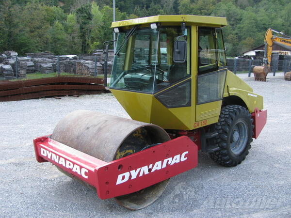 Dynapac - Valjak Dynapac CA152D težina 7.600kg