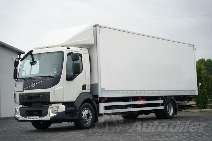 Volvo - FL 250 / 4x2 / KONTEJNER - 7,8 M / HIDRAULIČNA RAMPA - 1 500 KG / TERETNO VOZILO / IMP-4922