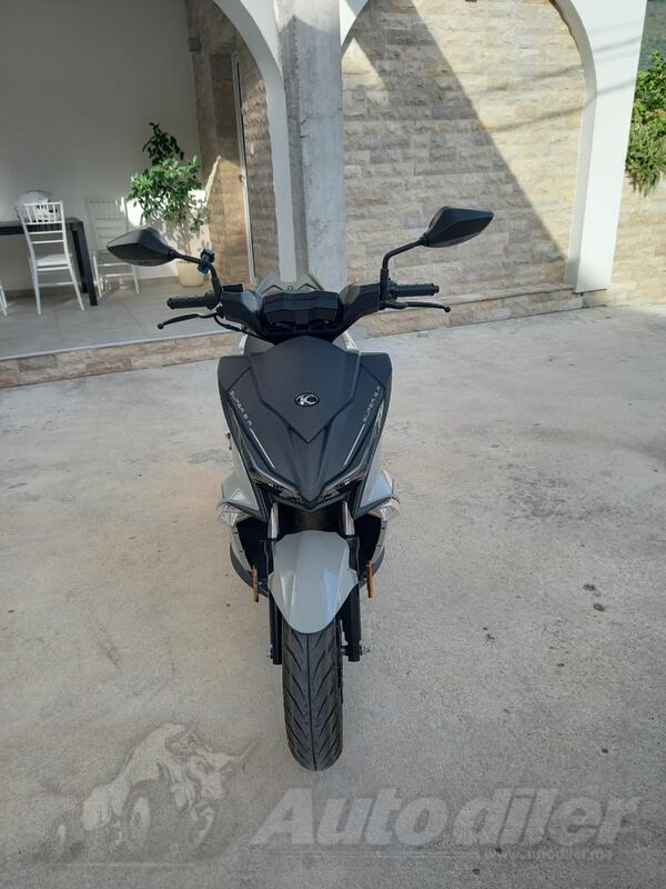 Kymco - Super 8R