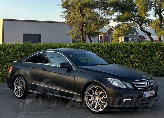 Mercedes Benz - E 350 - 350CDI