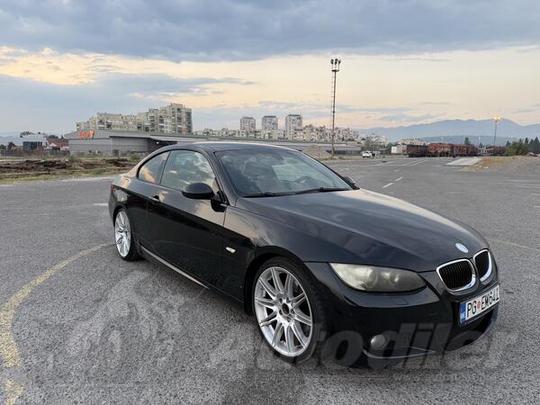 BMW - 320 - 320d Coupe