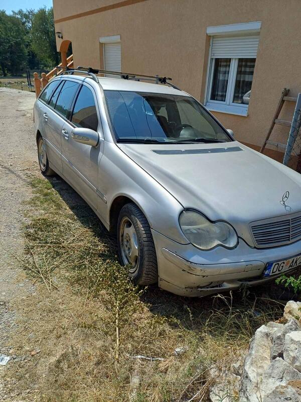 Mercedes Benz - C 220