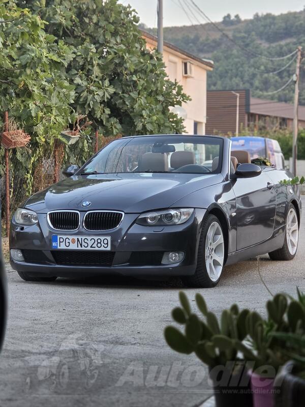 BMW - 320 - 320i