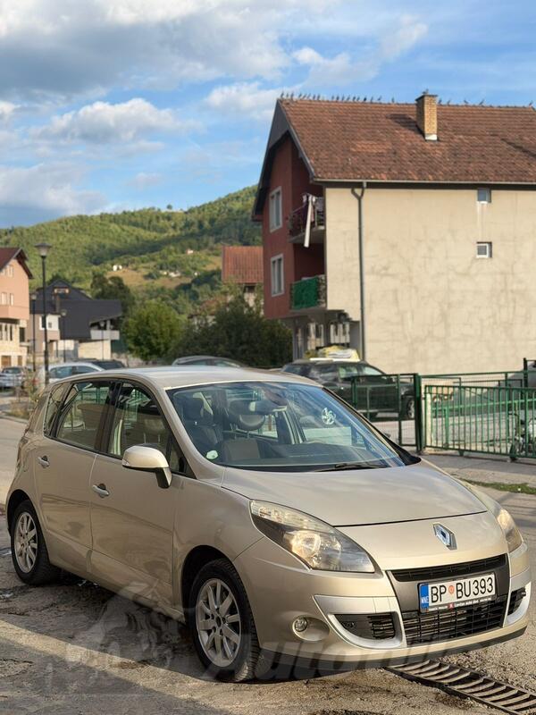 Renault - Scenic - 1.9 dCi