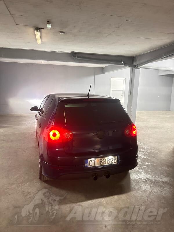Volkswagen - Golf 5 - 1.9 TDI