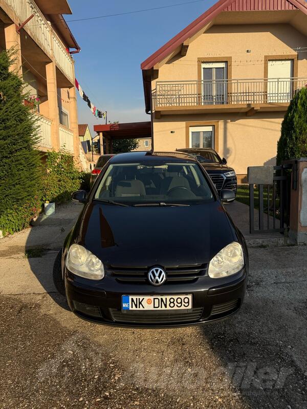 Volkswagen - Golf 5 - 1.9 TDI