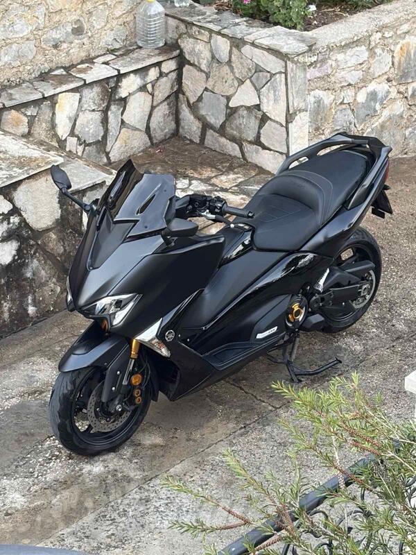 Yamaha - tmax