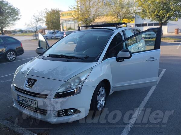 Peugeot - 5008 - 1.6 HDI FAP