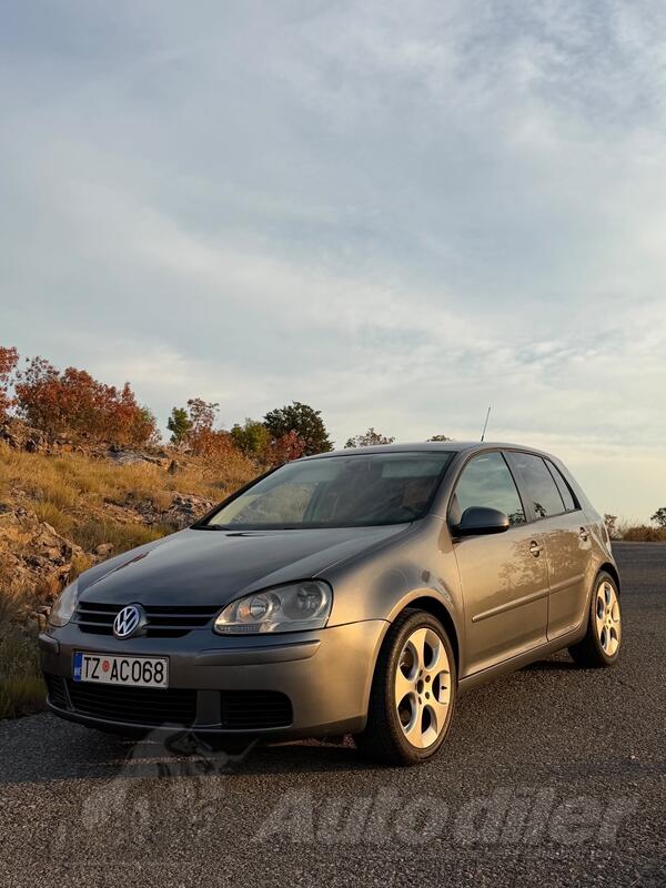 Volkswagen - Golf 5 - 1.9