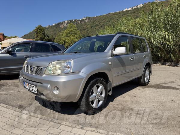 Nissan - X-Trail - 2.2 DCI