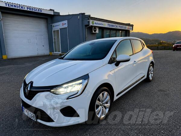 Renault - Clio - Renault Clio