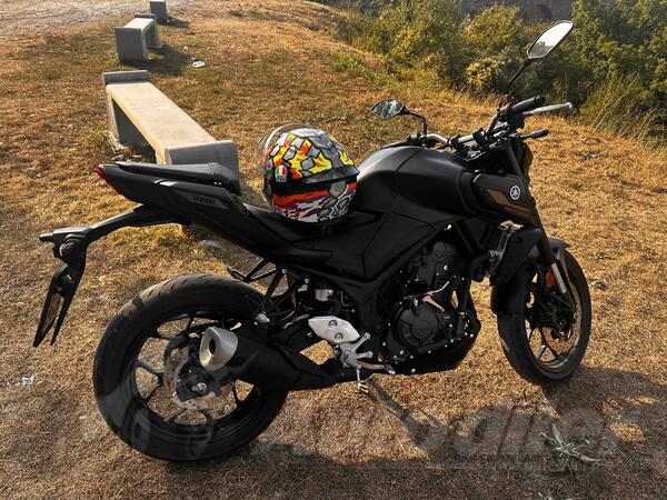 Yamaha - MT-03