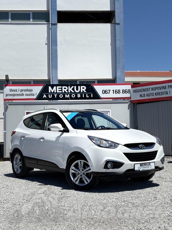 Hyundai - iX35 - 2.0 CRDI 4x4