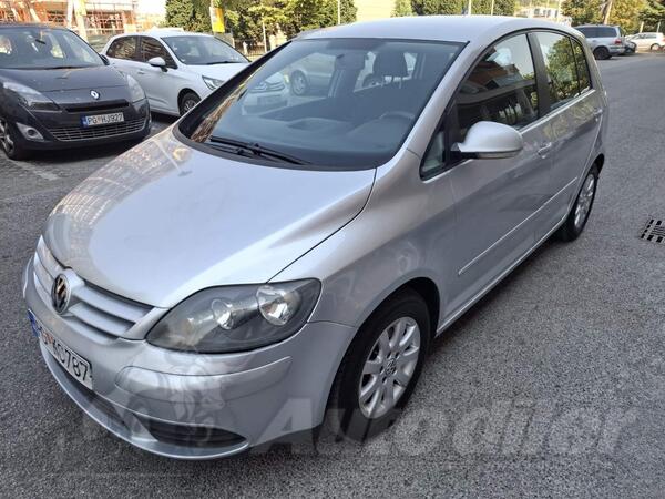 Volkswagen - Golf 5 - 1.9 TDI plus
