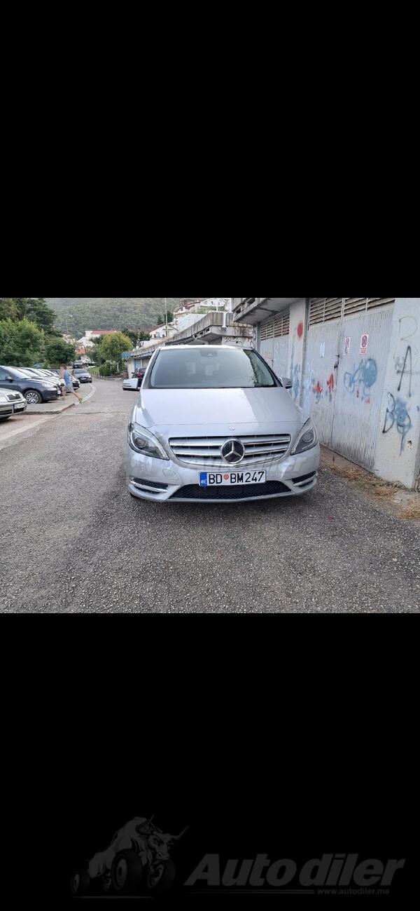 Mercedes Benz - B 200 - 200cdi