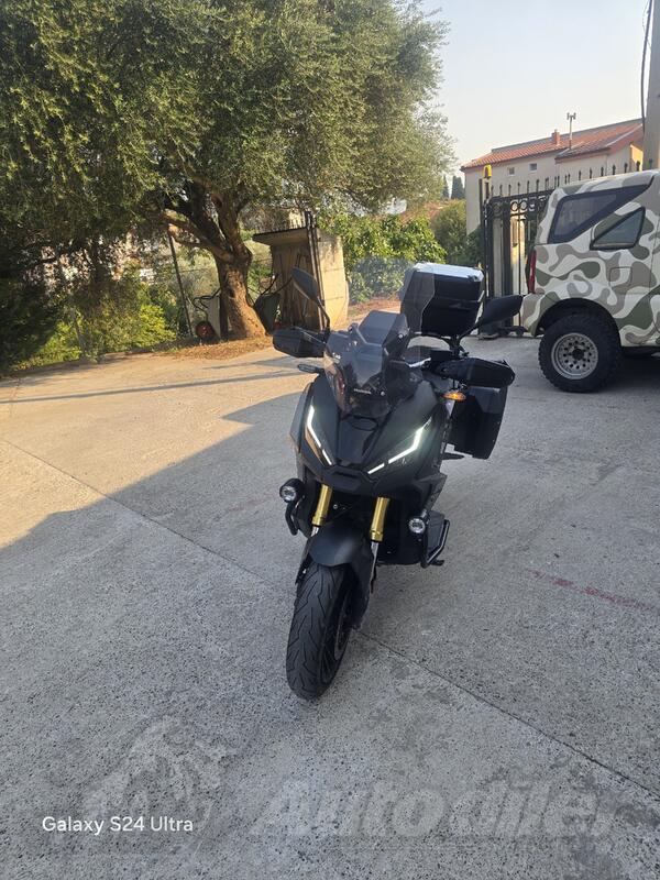 Honda - x adv 750