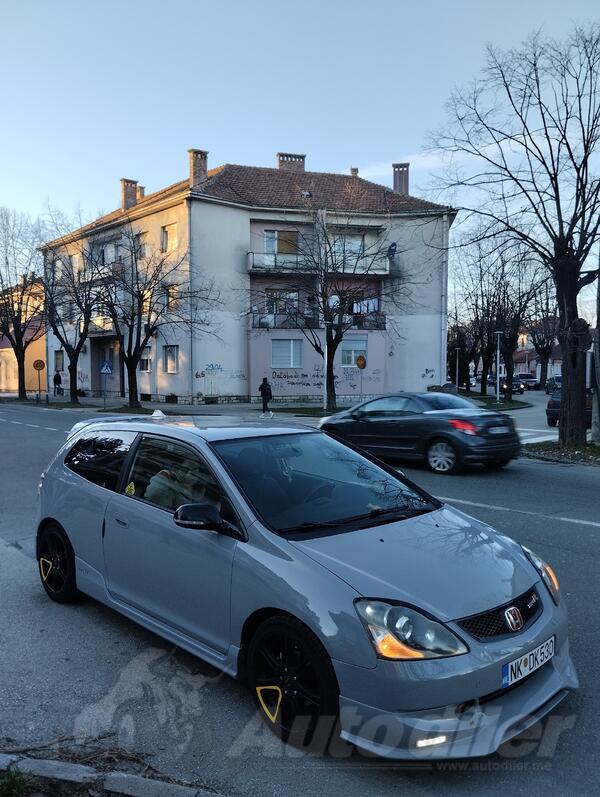 Honda - Civic - 1.4