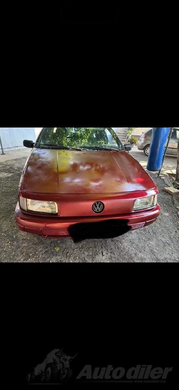 U djelovima Volkswagen - Passat 1.6 55 kw