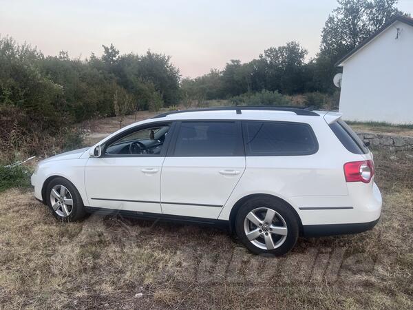 Volkswagen - Passat - 1.9 tdi bluemotion