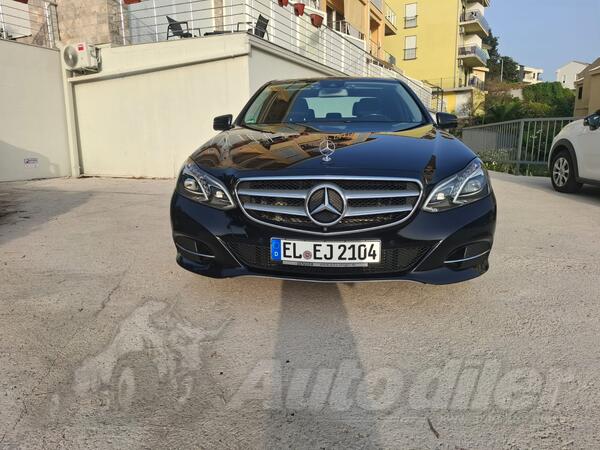 Mercedes Benz - E 300 - E 300 BLUETEC DAIMLER