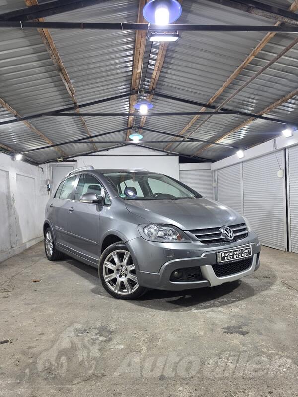 Volkswagen - Golf Plus Cross - 1.9 TDI