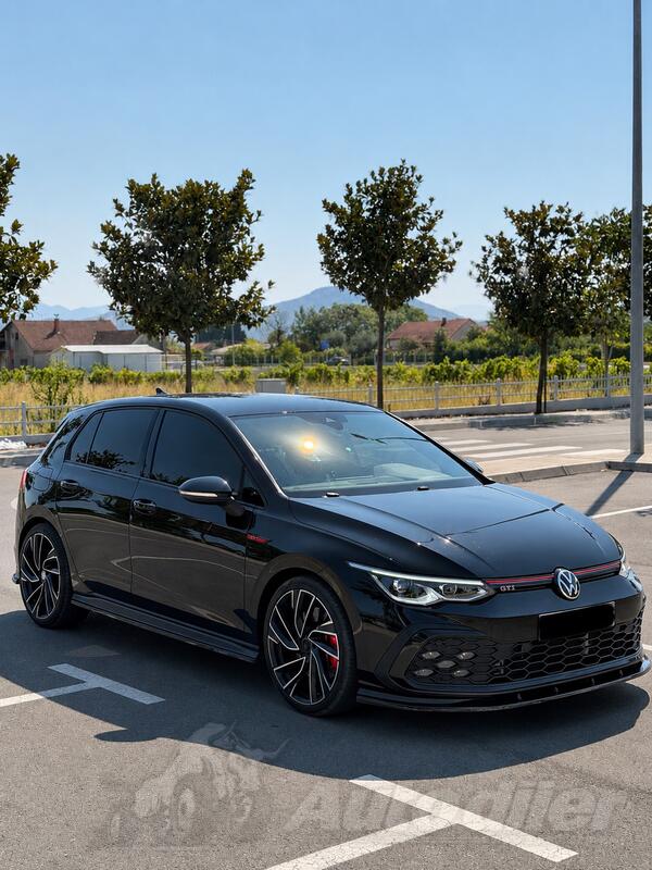 Volkswagen - Golf 8 - 2.0 Gti