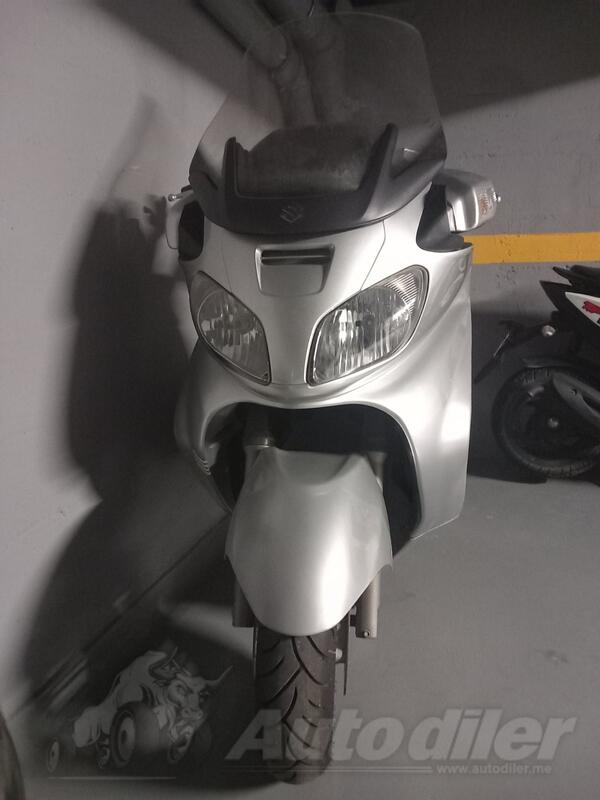 Suzuki - Burgman