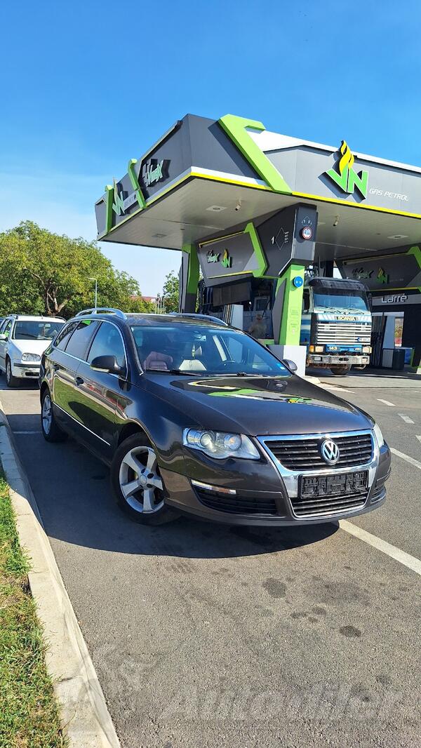 Volkswagen - Passat - 2.0 TDI