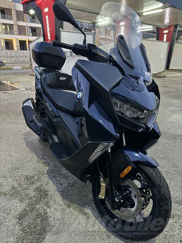 BMW - C400GT