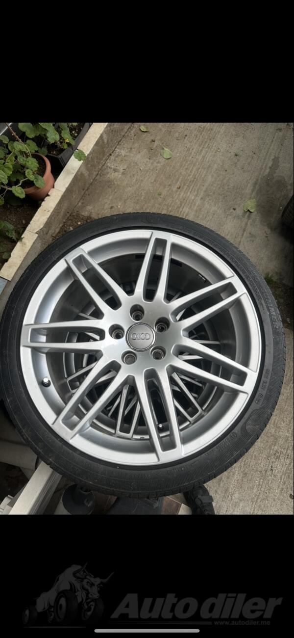 Fabričke felne i Audi 5x112 R19 gume