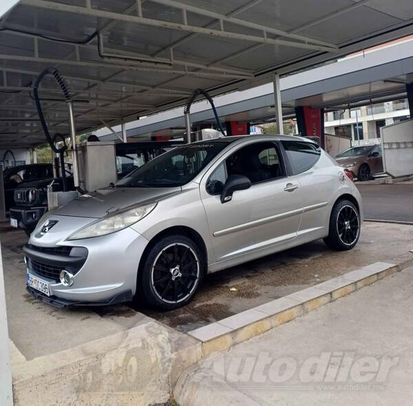 Peugeot - 207 - 1.6 hdi