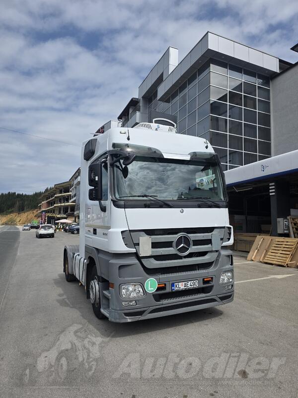 Mercedes Benz - Aktros