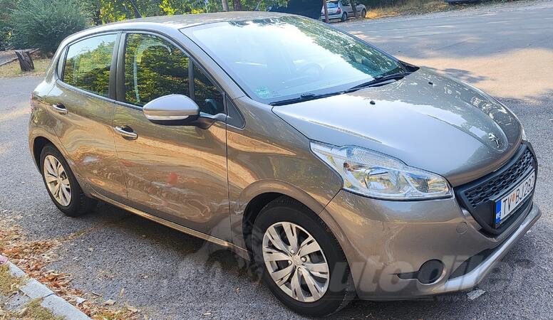 Peugeot - 208 - 1.4 HDI