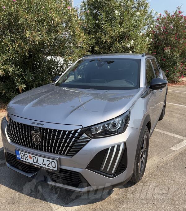 Peugeot - 2008 - ALLURE 1.2 E