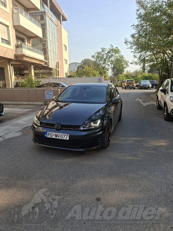 Volkswagen - Golf 7 - 2.0 tdi