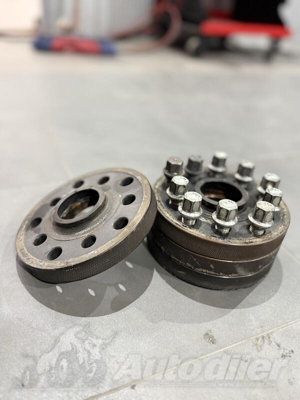 Distance 20 mm - 5x100