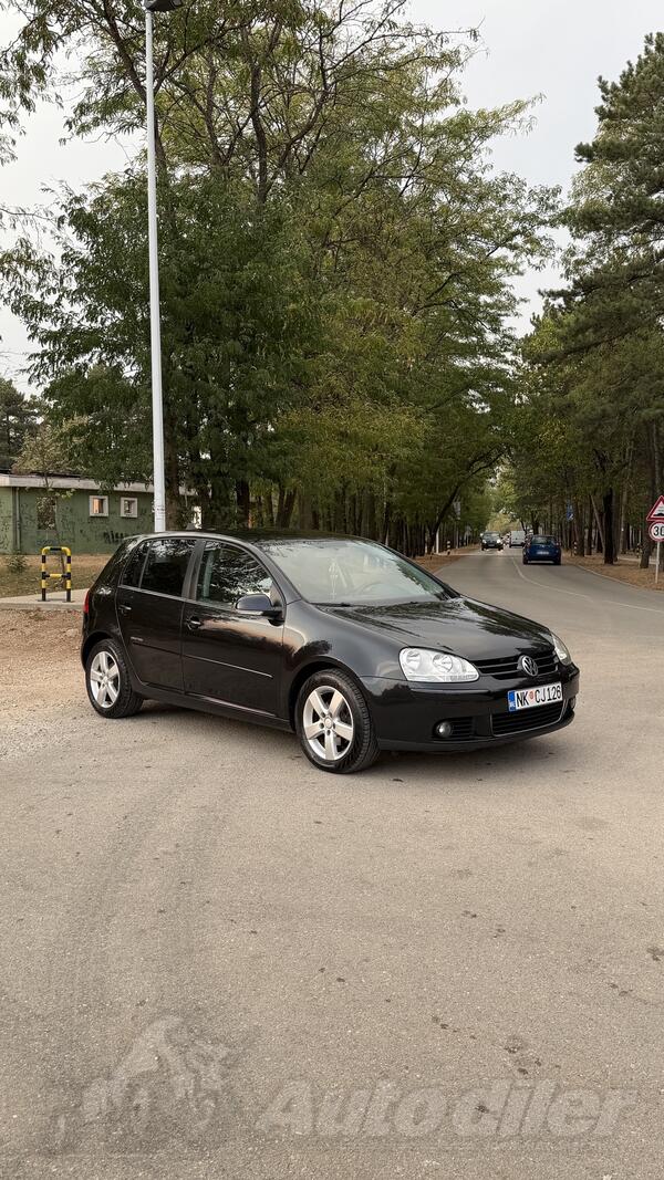 Volkswagen - Golf 5 - 1.9tdi