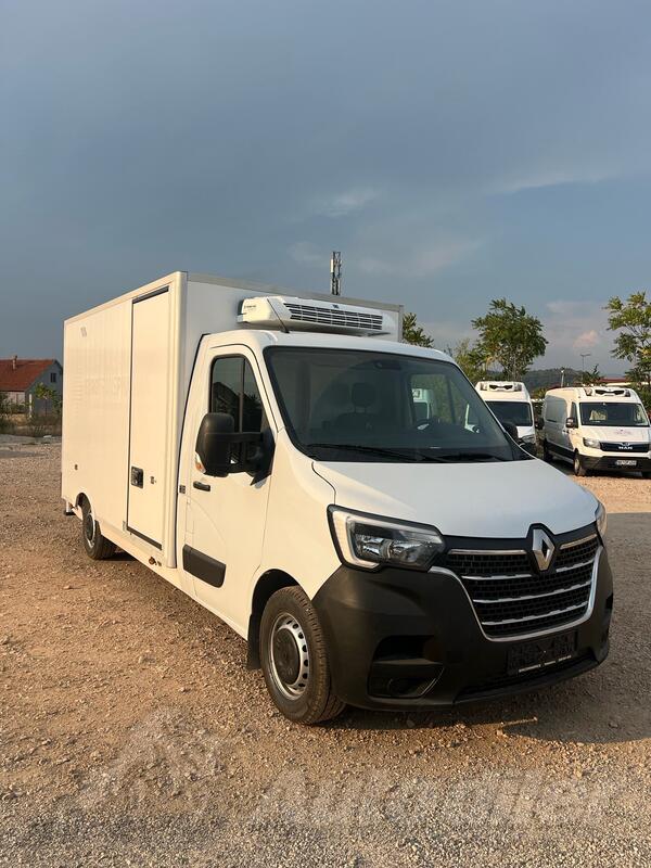 Renault - Master