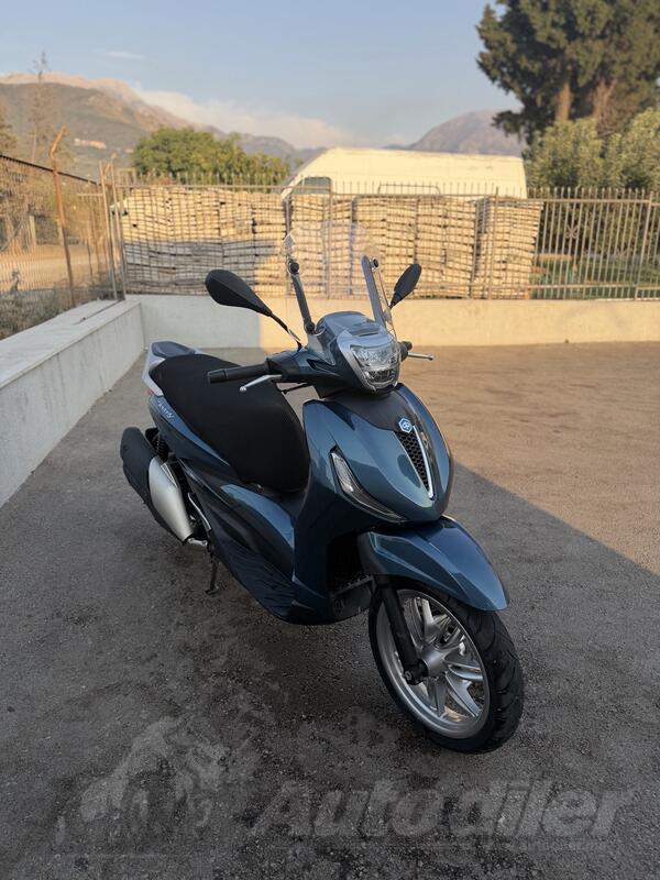 Piaggio - Beverly 400 hpE