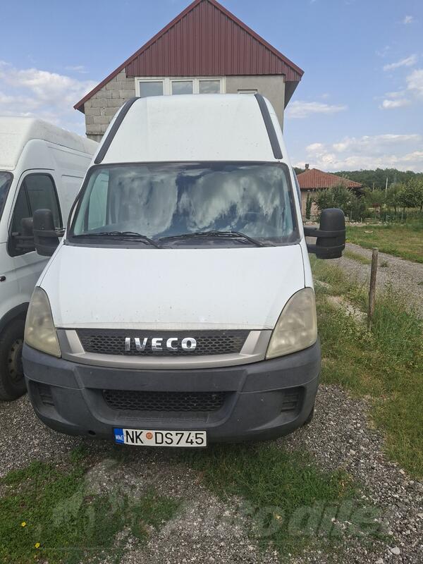 Iveco - 35 S 13 V