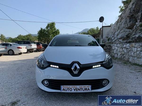 Renault - Clio - /02.2014.g